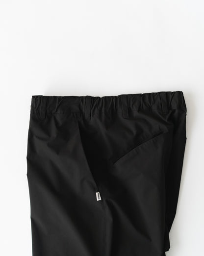 LIGHT SHELL STRAIGHT PANTS